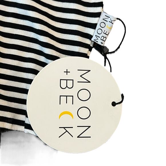 Moon + Beck Bamboo Viscose Striped Romper 4T Black White Pocket Snap Closure NWT - Picture 4 of 9